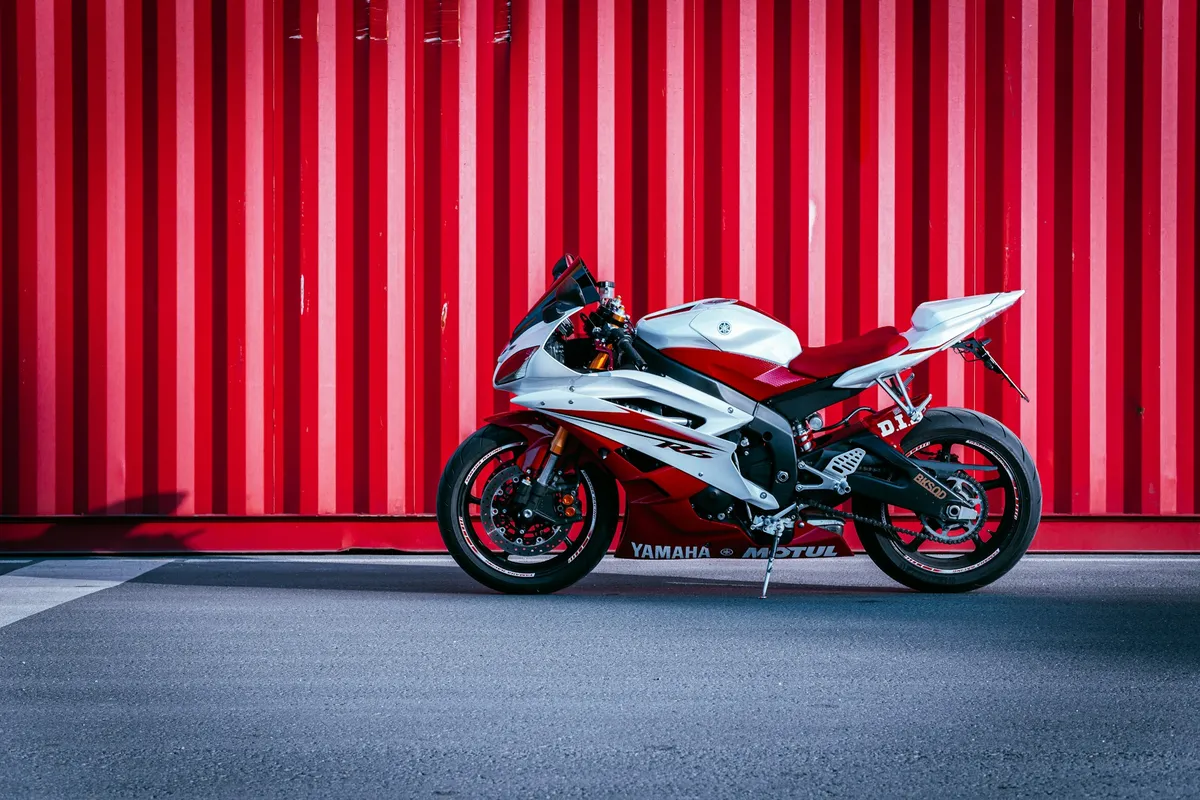 Czy zimowanie motocykla w magazynie samoobsługowym jest dobrym rozwiązaniem?